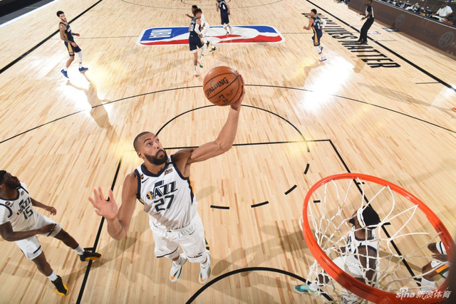 足球机器人 足球机器人