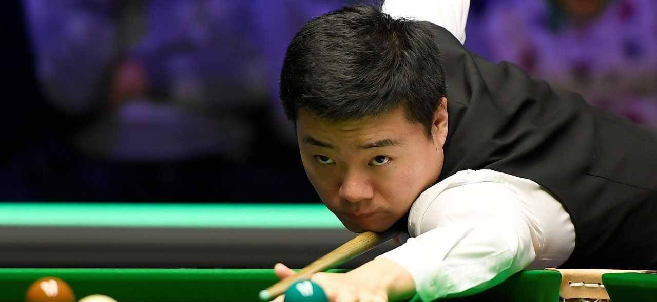 在足球比赛 在足球比赛