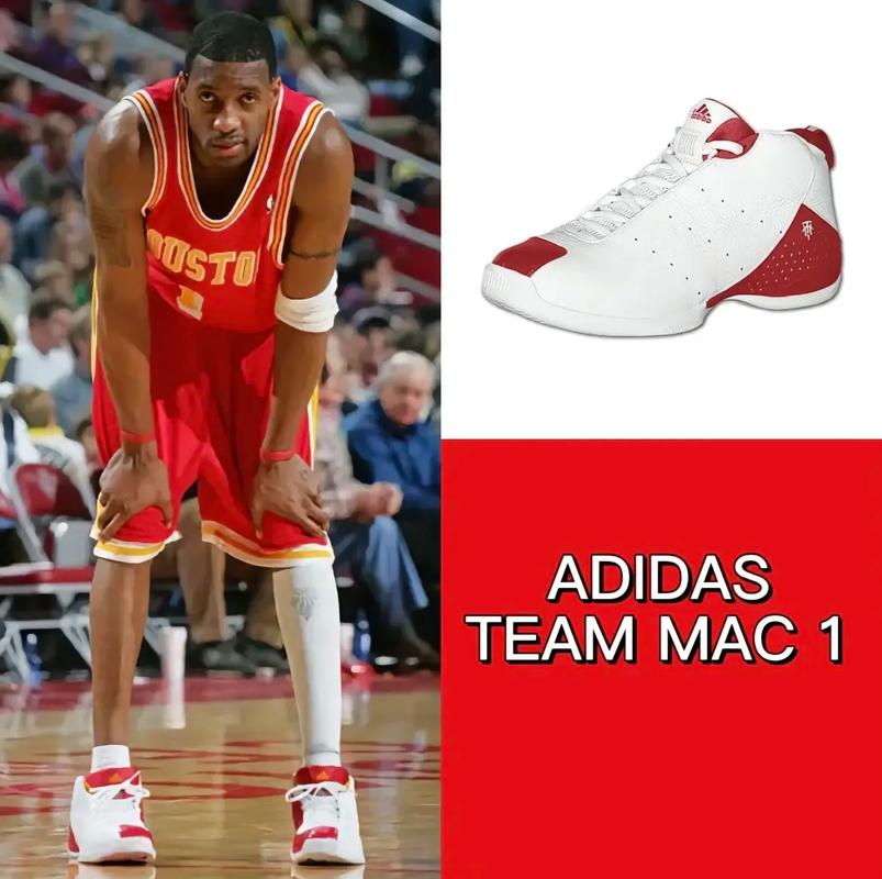 这雪有点大，欧冠赛前一名挪威记者在博德闪耀的球场边线处滑雪