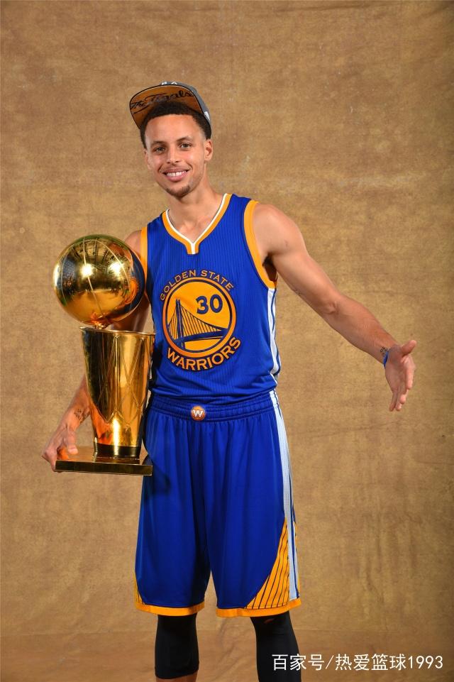 火箭队惨遭连败垫底球队逆转，杜兰特郁闷难掩，又传出或将离队的风声？